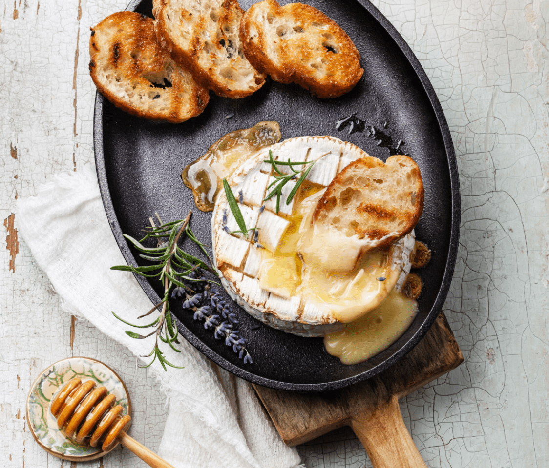 Recipe: Roasted Camembert cheese with honey