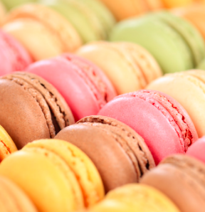 16 macarons Joyeuses Pâques - Planet Macarons